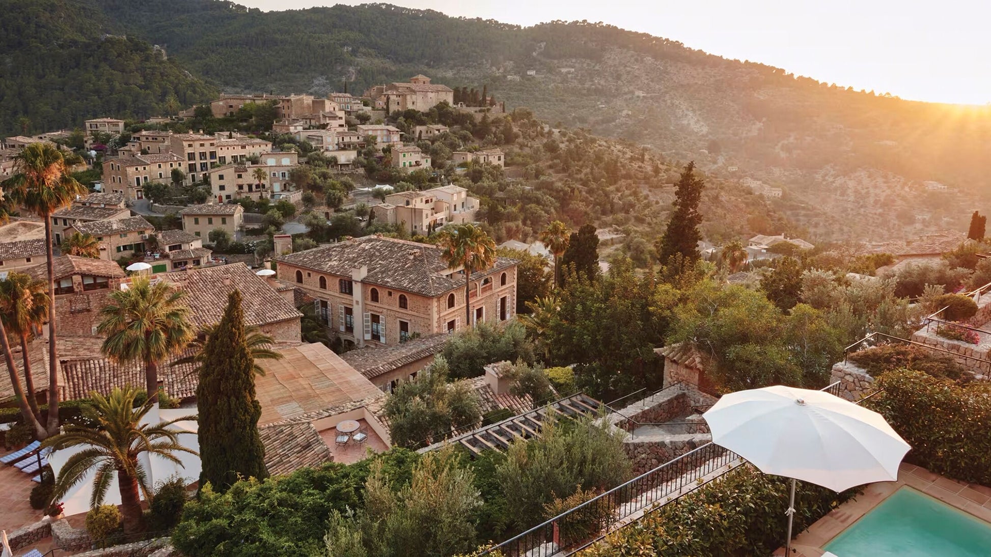 Yoga & Hiking in the heart of the Tramuntana – Mallorca - Deià - 8 days